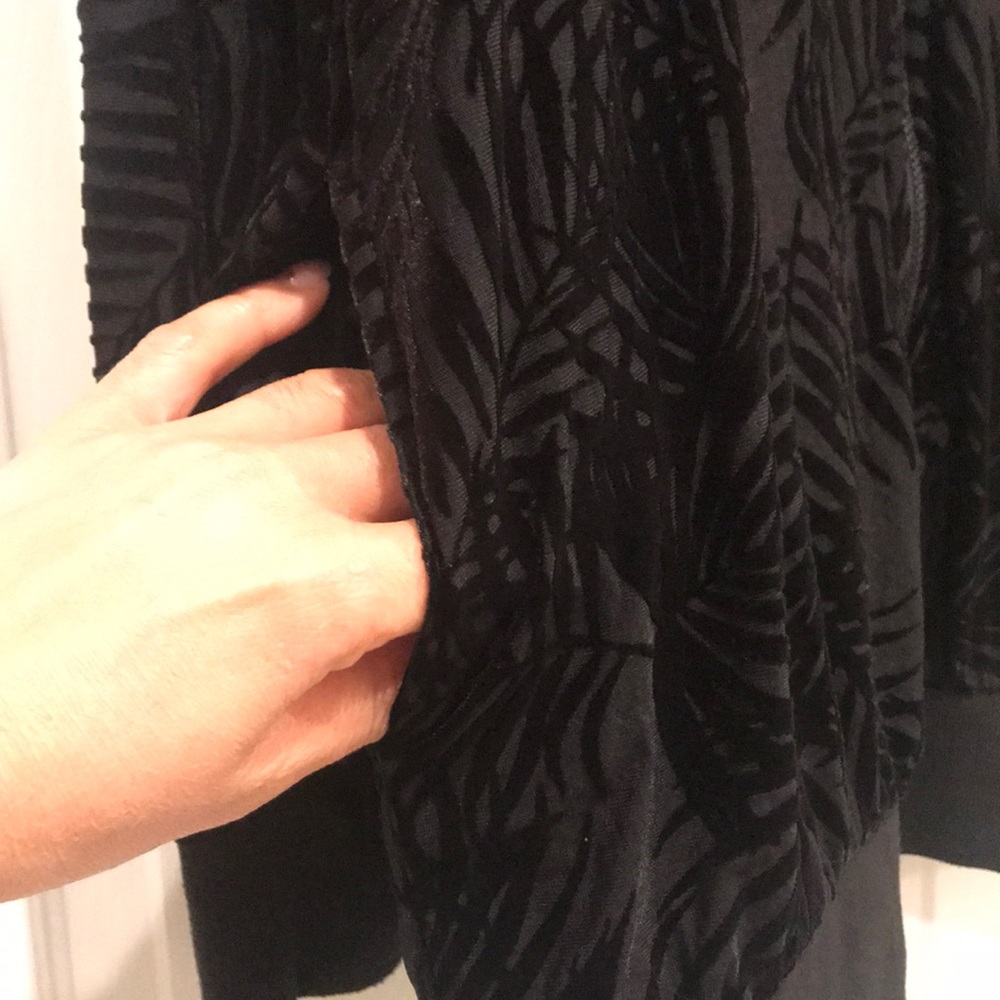 Cardigan - Picture 4 of 6